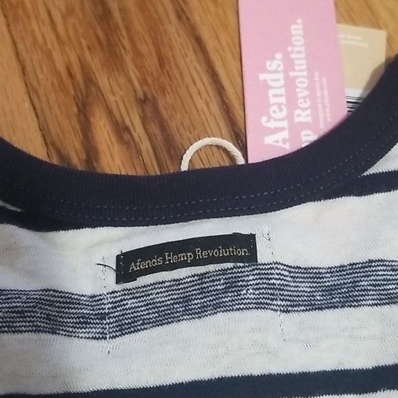 Afends Hemp tshirt - Picture 8 of 12